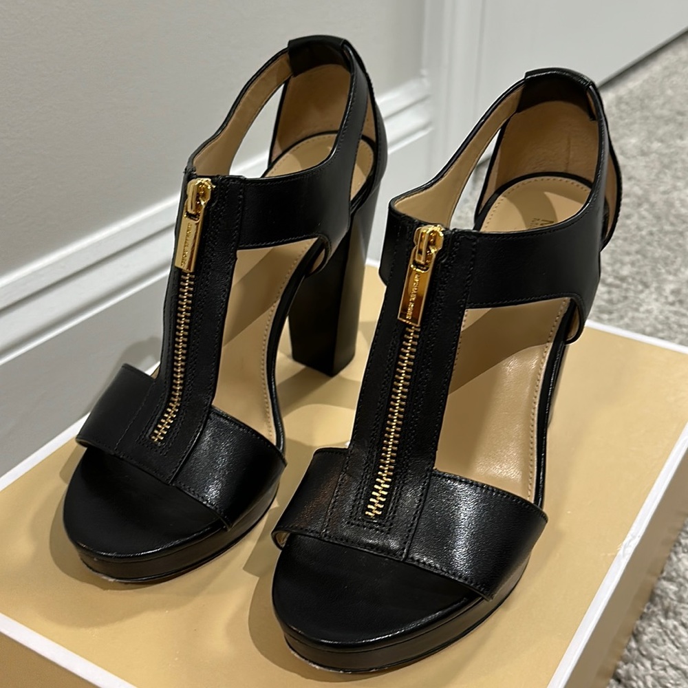 MK Sandals